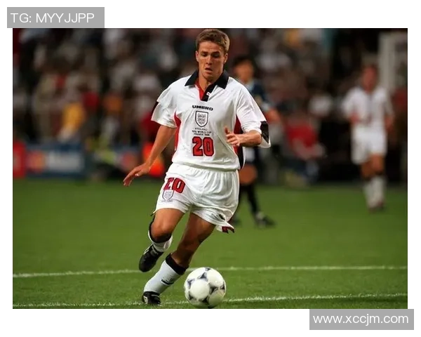 全球足球明星中锋盘点及其辉煌成就分析