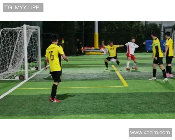 足球啦啦队精彩瞬间集锦展现青春活力与团队精神的完美结合 足球啦啦队精彩瞬间集锦展现青春活力与团队精神的完美结合